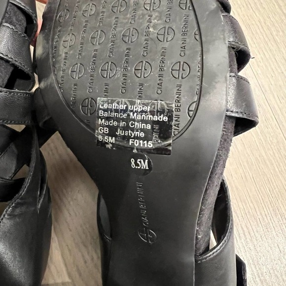 GIANI Bernini Black Justyne Strappy Sandal Leather Heels Size 8.5 - Picture 3 of 8